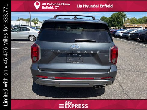 Used 2023 Hyundai Palisade Limited AWD/4WD image 4