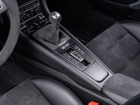 Used 2015 Porsche 911 Carrera GTS RWD image 52