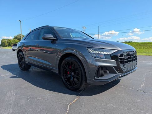 Used 2019 Audi Q8 Prestige AWD/4WD image 4