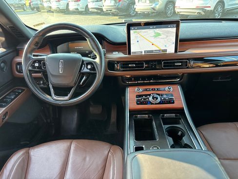 Used 2020 Lincoln Aviator Reserve w/ Elements Package Plus AWD/4WD image 27
