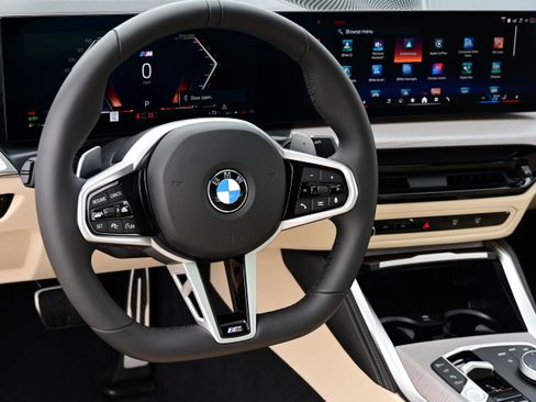 Used 2025 BMW 430i Coupe w/ M Sport Package image 11