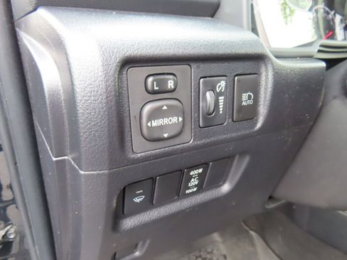 Used 2020 Toyota 4Runner SR5 Premium w/ Moonroof Package AWD/4WD image 13