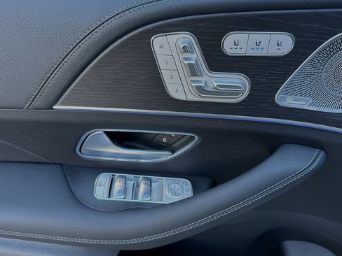 New 2025 Mercedes-Benz GLE 53 AMG 4MATIC Coupe image 12