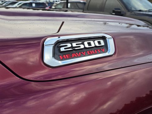 Used 2019 RAM 2500 Laramie AWD/4WD image 13