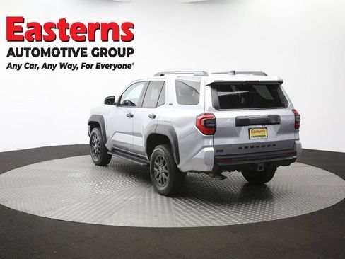 Used 2025 Toyota 4Runner SR5 AWD/4WD image 66