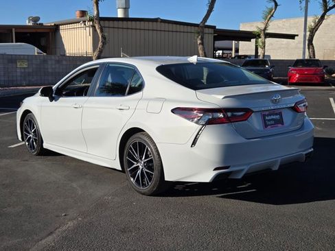 Used 2023 Toyota Camry SE image 8