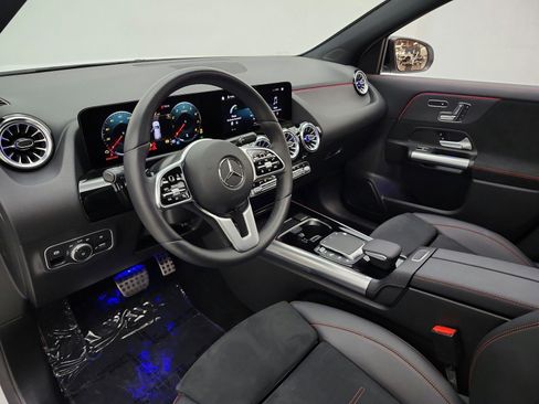 Used 2023 Mercedes-Benz GLA 250 image 12