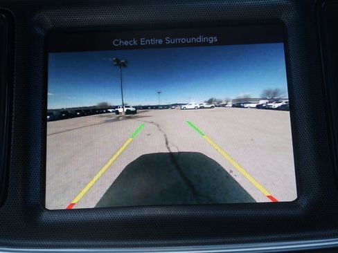 Used 2015 Dodge Challenger R/T Scat Pack w/ Scat Pack Appearance Package image 20