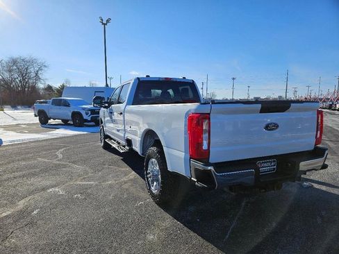 Used 2023 Ford F250 XLT image 9