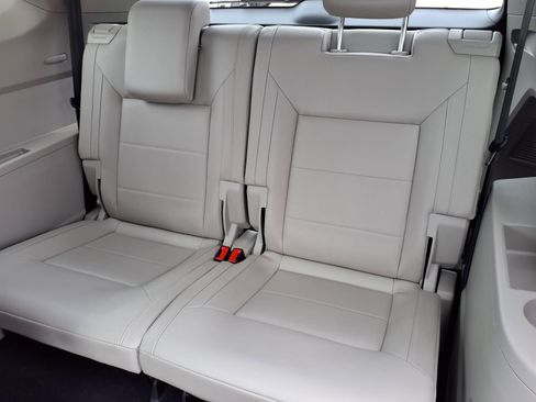 Used 2023 Volkswagen Atlas SE FWD image 13