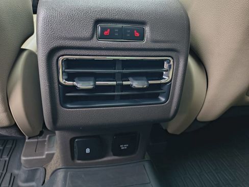 Used 2020 Lincoln Corsair Reserve w/ Equipment Group 201A AWD/4WD image 17