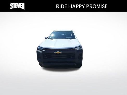 Used 2023 Chevrolet Colorado W/T w/ WT Convenience Package II AWD/4WD image 2