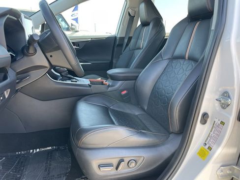 Used 2024 Toyota RAV4 Adventure image 7