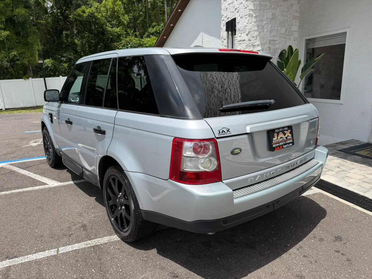 Used 2009 Land Rover Range Rover Sport HSE AWD/4WD image 12