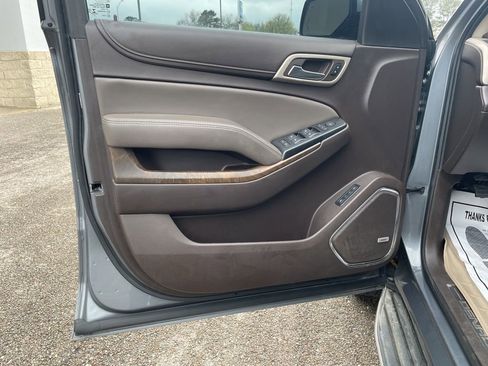 Used 2018 GMC Yukon Denali w/ Open Road Package image 12