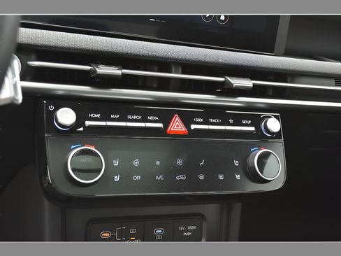 New 2026 Hyundai Tucson Limited FWD image 23