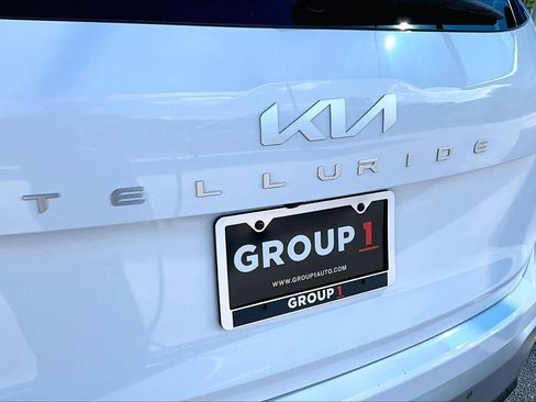 Used 2023 Kia Telluride LX FWD image 10