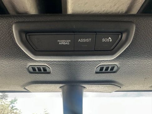 Used 2021 Jeep Wrangler Unlimited Sahara w/ Cold Weather Group AWD/4WD image 33