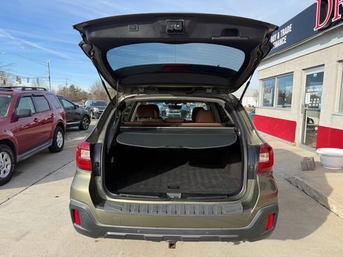 Used 2019 Subaru Outback 3.6R Touring image 20