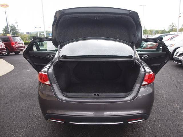 Used 2015 Chrysler 200 C w/ Navigation & Sound Group I FWD image 5