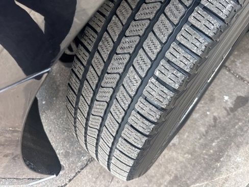 Used 2019 Ford Expedition XLT w/ Equipment Group 202A image 9