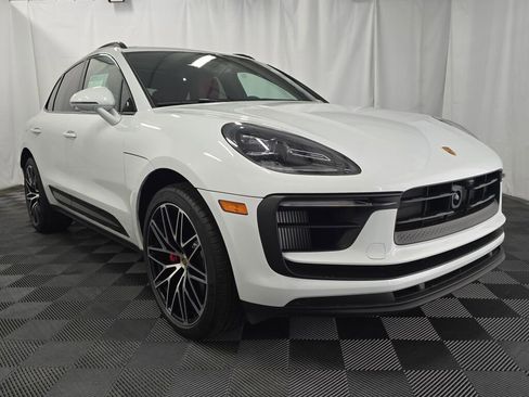 New 2026 Porsche Macan S AWD/4WD image 9