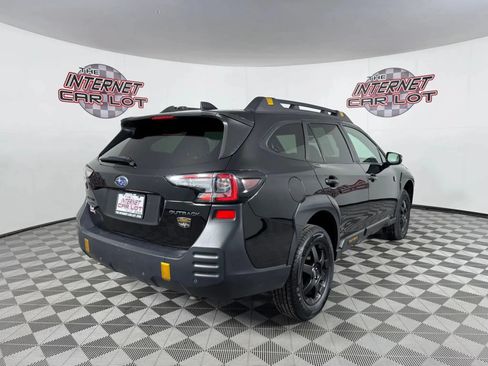 Used 2025 Subaru Outback Wilderness AWD/4WD image 7