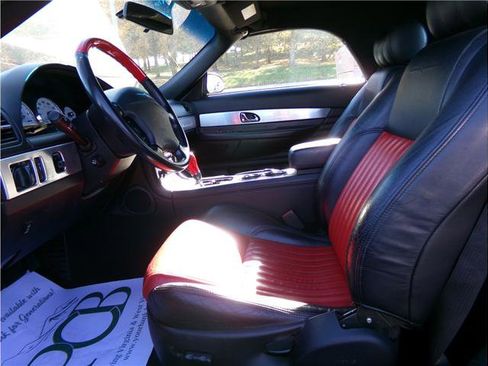 Used 2004 Ford Thunderbird image 4