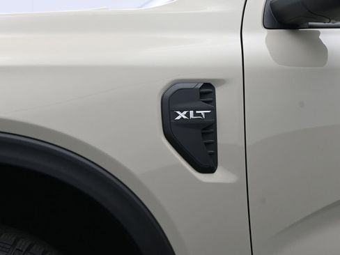 New 2025 Ford Ranger XLT w/ FX4 Off-Road Package AWD/4WD image 30