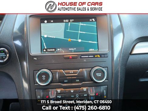 Used 2019 Ford Explorer XLT w/ Equipment Group 202A image 31