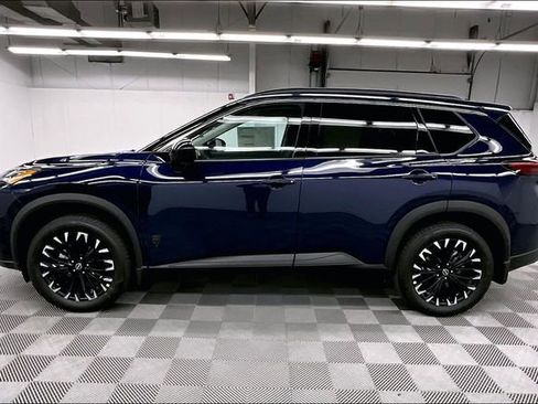 New 2026 Nissan Rogue SV image 18