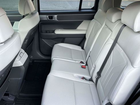 Certified 2025 Hyundai Santa Fe SEL AWD/4WD image 13