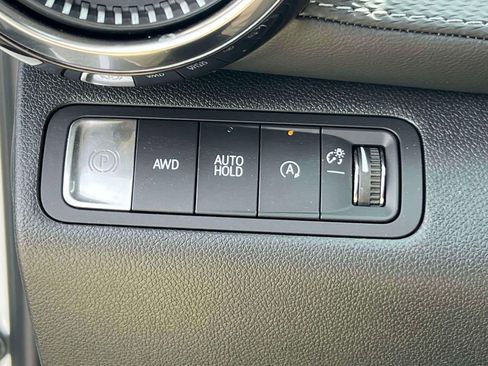 Used 2026 Chevrolet Equinox LT AWD/4WD image 22