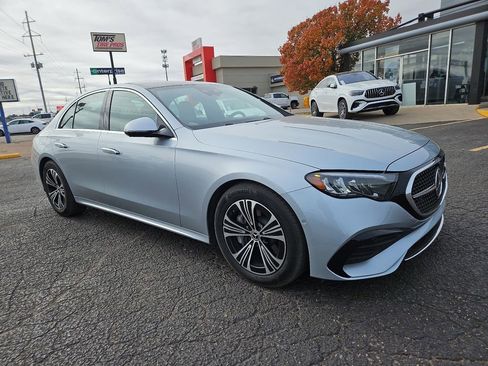 Used 2024 Mercedes-Benz E 450 4MATIC Sedan image 10