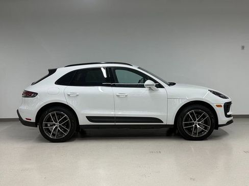 Certified 2026 Porsche Macan image 10