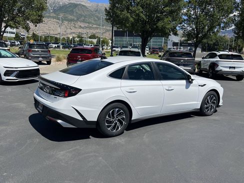 Certified 2026 Hyundai Sonata Blue FWD image 7