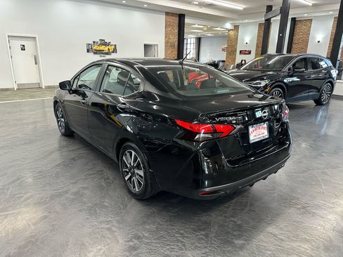 Used 2024 Nissan Versa S w/ S Plus Package image 7