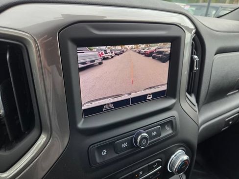 Used 2026 GMC Sierra 2500 Pro w/ Convenience Package AWD/4WD image 32