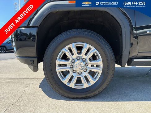 Used 2022 GMC Sierra 3500 Denali AWD/4WD image 8