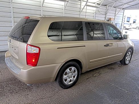 Used 2006 Kia Sedona EX FWD image 3