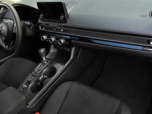 Used 2025 Honda Civic LX image 17