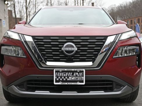 Used 2023 Nissan Rogue SL w/ SL Premium Package image 9