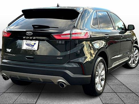 Used 2024 Ford Edge Titanium image 12