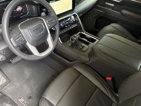 New 2026 GMC Sierra 1500 Denali w/ Denali Reserve Package AWD/4WD image 9