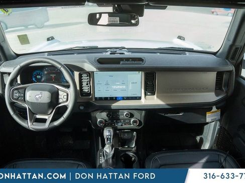 New 2025 Ford Bronco Outer Banks AWD/4WD image 4