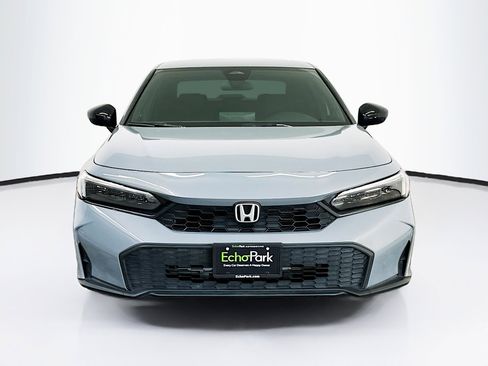 Used 2025 Honda Civic Sport image 2