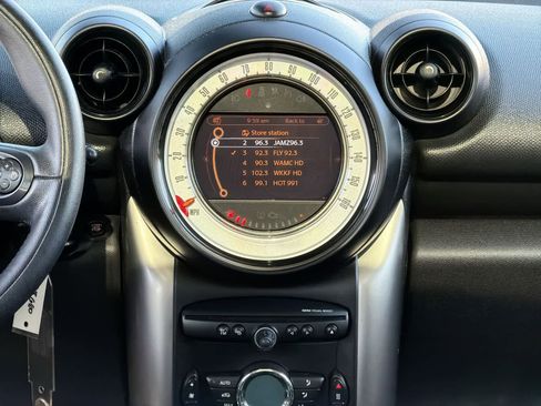 Used 2014 MINI Cooper Countryman FWD image 29