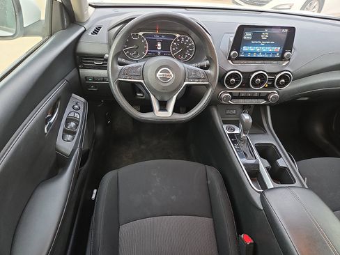 Used 2023 Nissan Sentra SV image 10