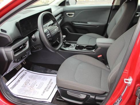 Used 2025 Kia K4 FWD image 16