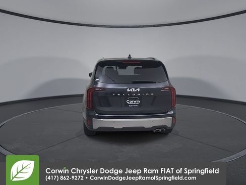 Used 2025 Kia Telluride S FWD image 13